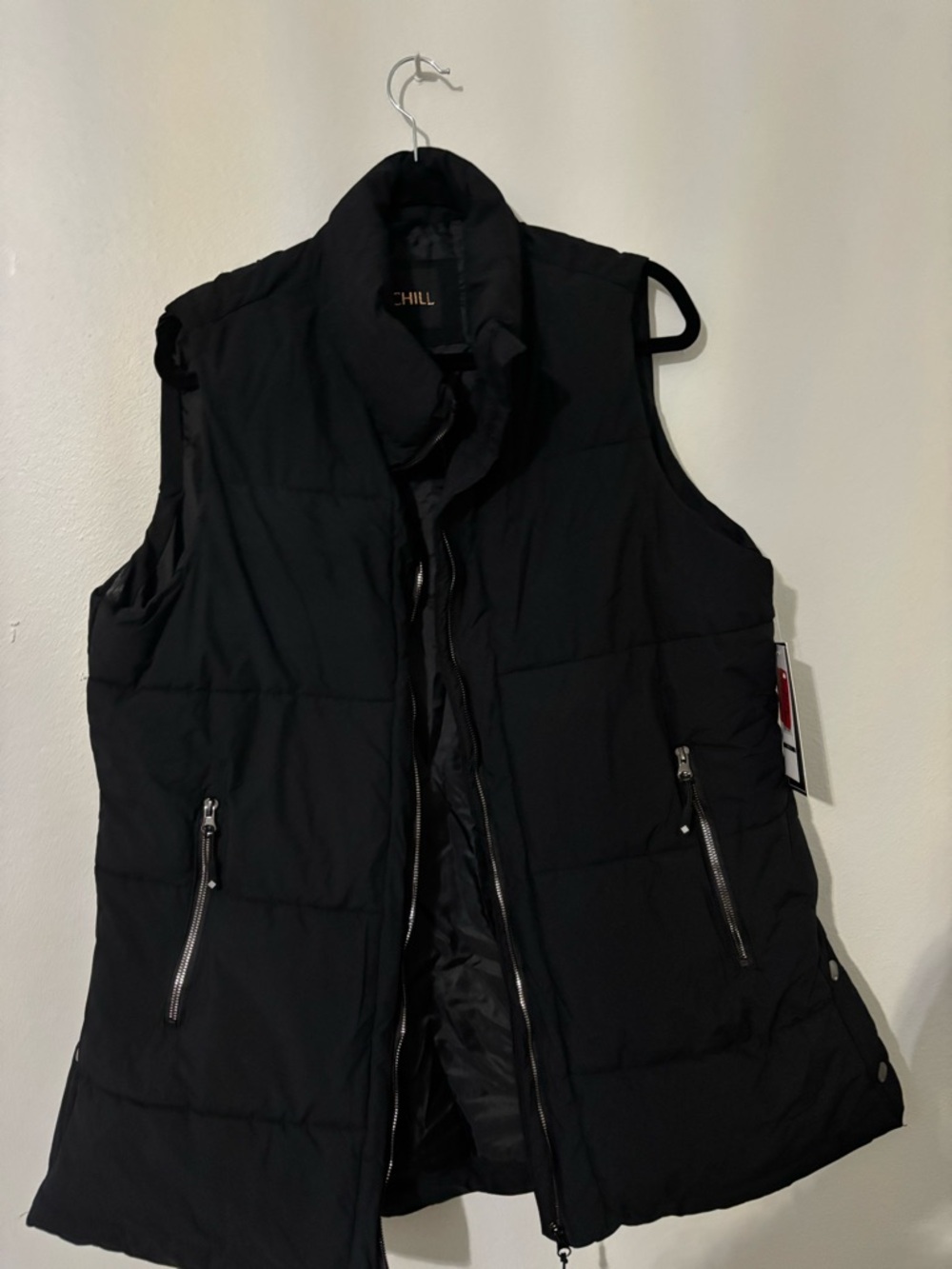 Big Chill Black Quilted Puffer Vest with Zip Pockets
